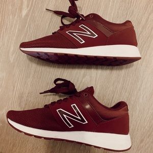 New balance maroon sneakers size 6